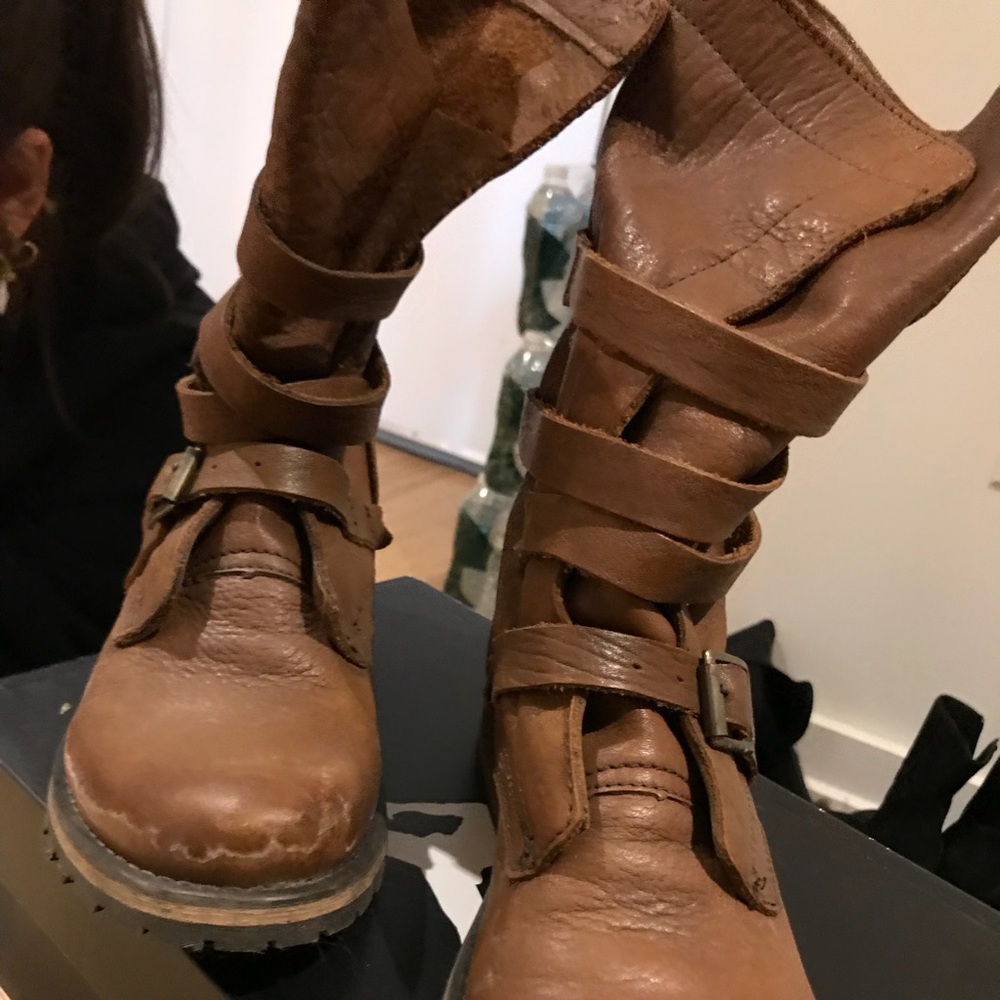 Steve Madden antique half shank leather boots.